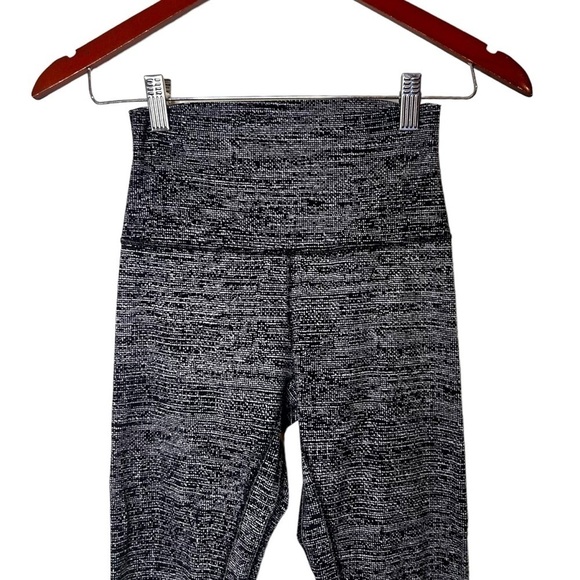Lululemon Align Crop *21" Twillines Ice Grey Black - Picture 6 of 13